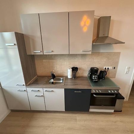 Apartment Mit Parkplatz Und Wifi Magdeburg Exteriör bild